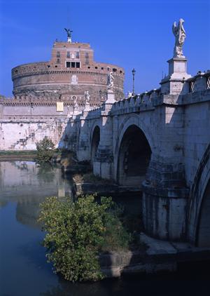 横浜市のビジネスホテル:東横INN横浜新子安駅前の魅力と利用ガイド